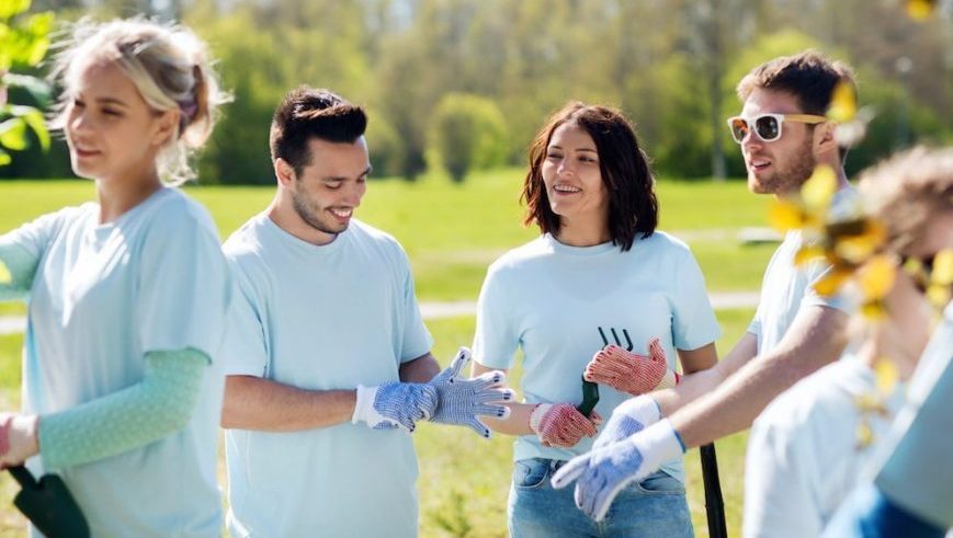 4 Tips to Create Your Employee Volunteer Program